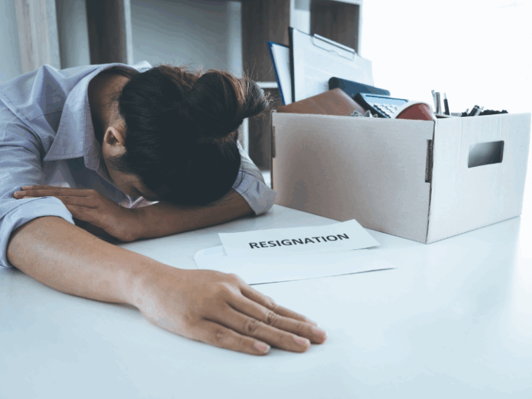 Leia mais sobre o artigo Atitudes que podem fazer você perder o emprego