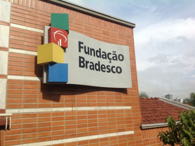 Fundação Bradesco abre vagas de emprego no país para pessoas com e sem experiência