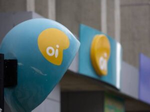 Leia mais sobre o artigo Oi Telefonia está com vagas de emprego presenciais e remotas no país para diferentes cargos e funções