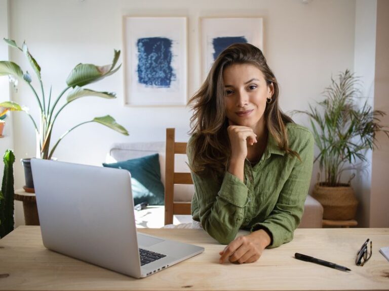 Leia mais sobre o artigo Como se adaptar ao trabalho remoto e maximizar sua produtividade?