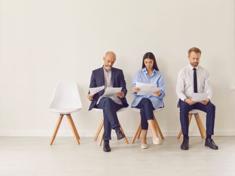 Leia mais sobre o artigo Como se sair bem em uma entrevista de emprego em grupo?