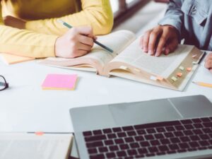 Leia mais sobre o artigo Cursos importantes para destacar no currículo